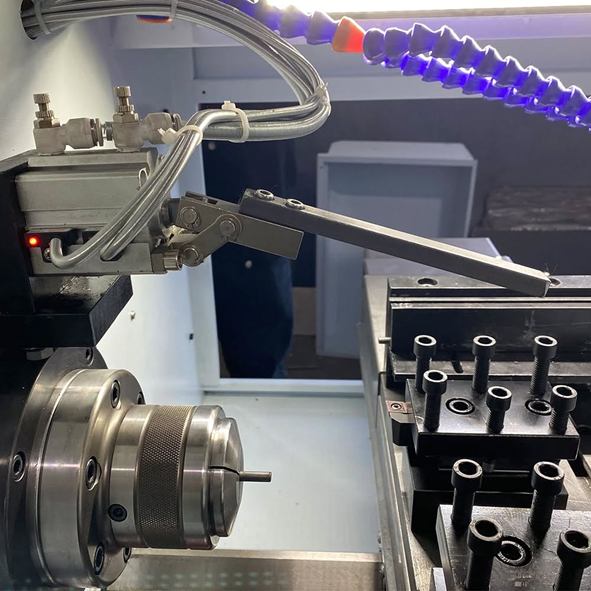 What Is a CNC Lathe Machine?(图3) What Is a CNC Lathe Machine?(图3)